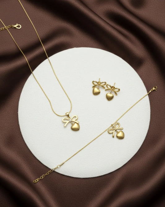 pookie heart jewellery set