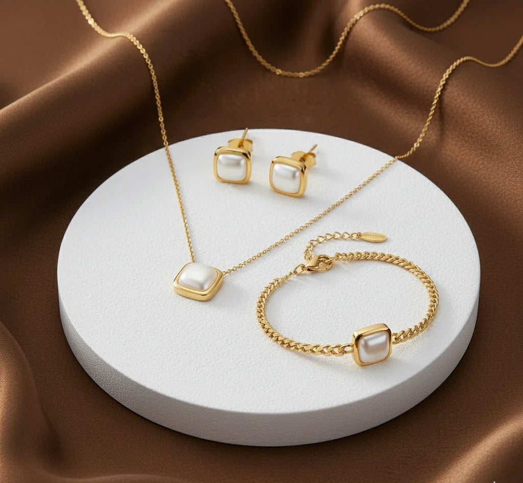 white diamond jewellery set
