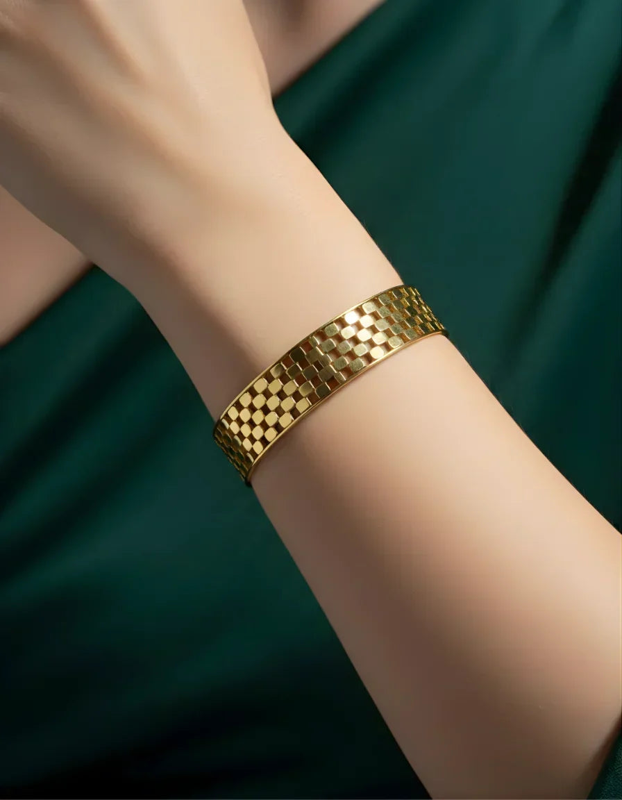 Orbit Cuff