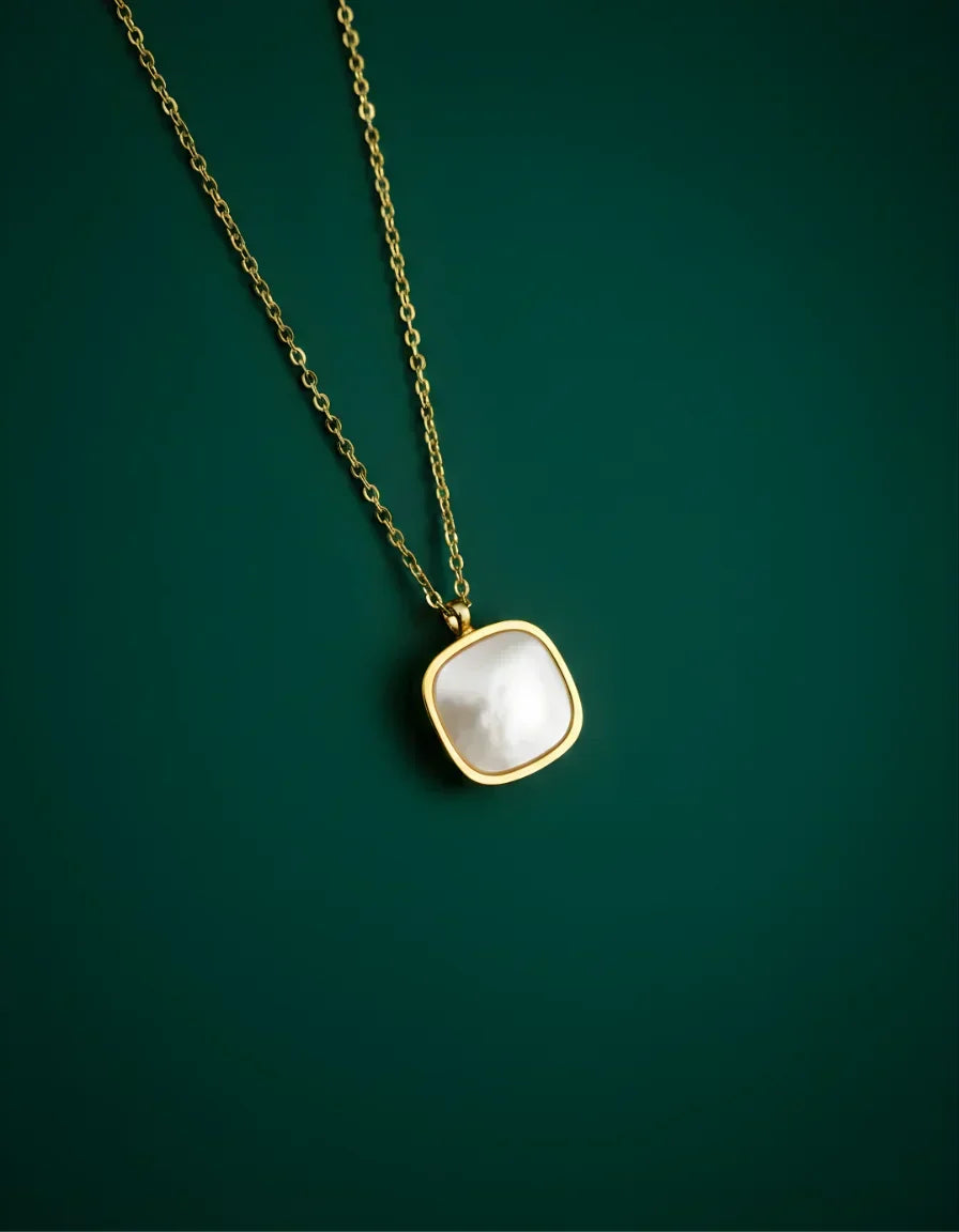 White Diamond Pendant