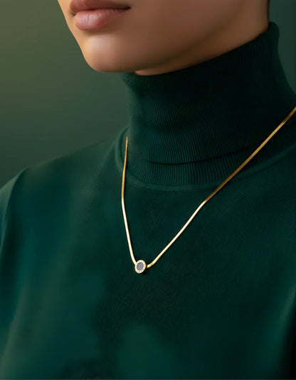 Veloura Pendant